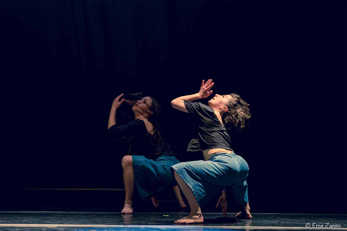 Danzatore contemporaneo: per la prima volta in Liguria un corso di qualifica professionale Danzatore contemporaneo: per la prima volta in Liguria un corso di qualifica professionale