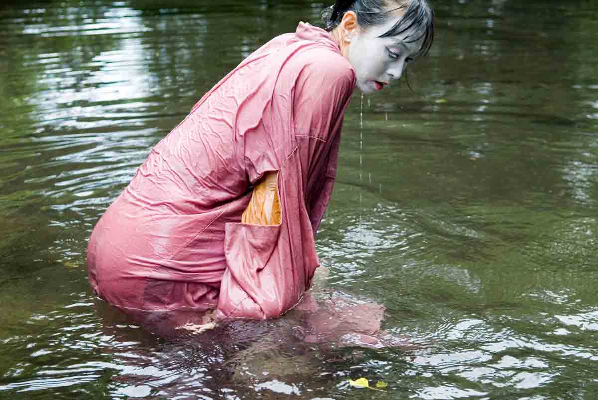 Kumiko Onishi in Puglia inaugura il 22 agosto la prima scuola al mondo di Danza New Butoh con performance ideogrammatica Sayoko Onishi