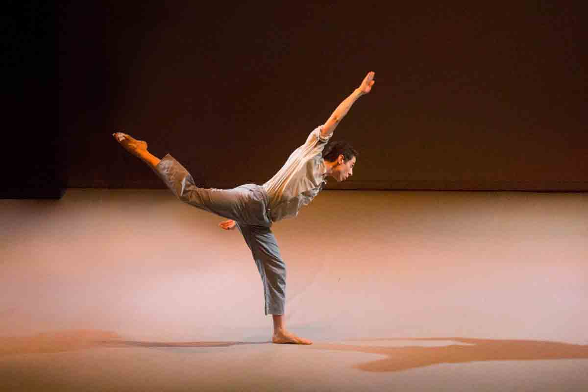 Al Teatro Mercadante Residanza: quattro coreografi in gara per la finale della nona edizione Compagnia XE Pablo