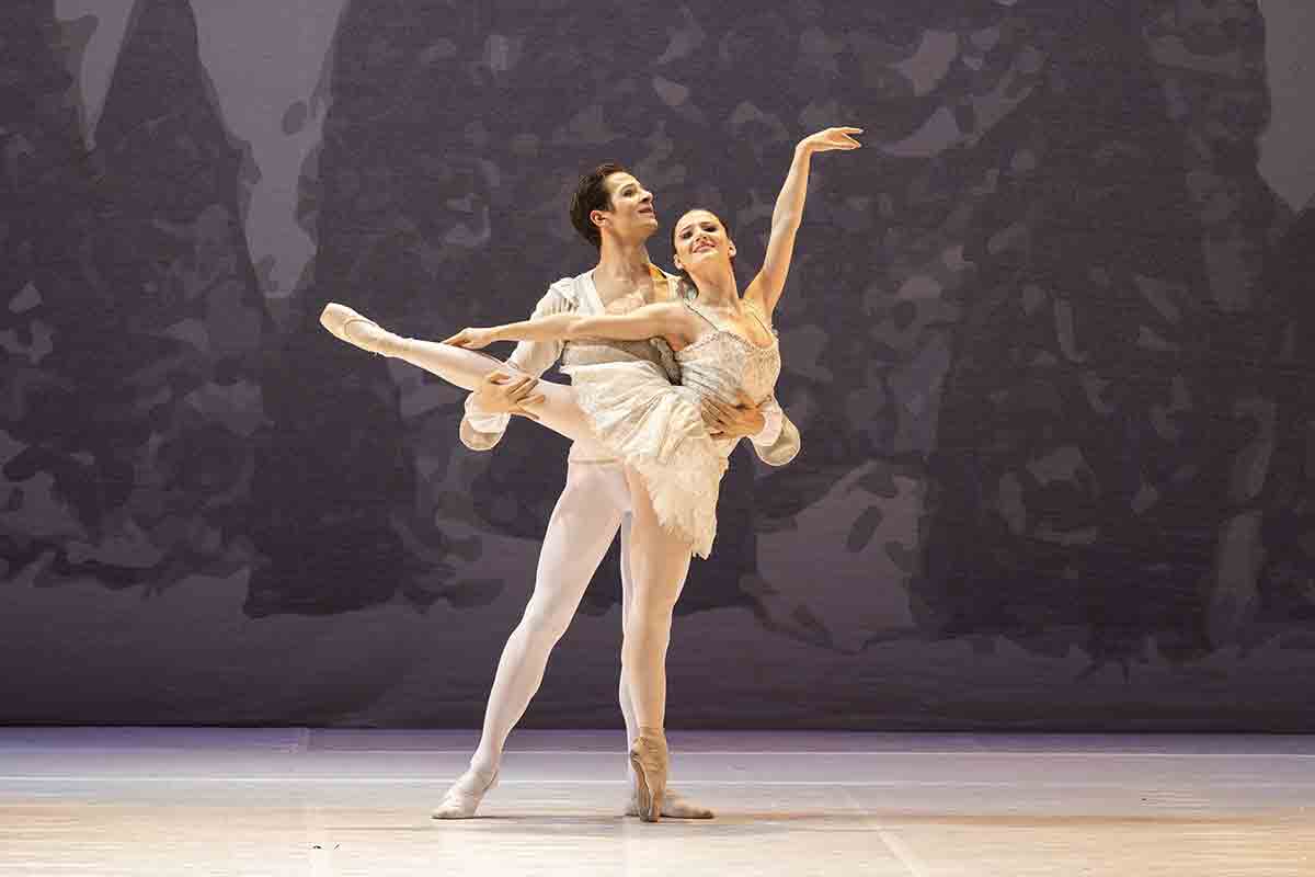 La magia de Lo Schiaccianoci del Balletto di Milano al Teatro Arcimboldi Milano l’11 e il 12 dicembre 2021 Lo Schiaccianoci - Balletto di Milano