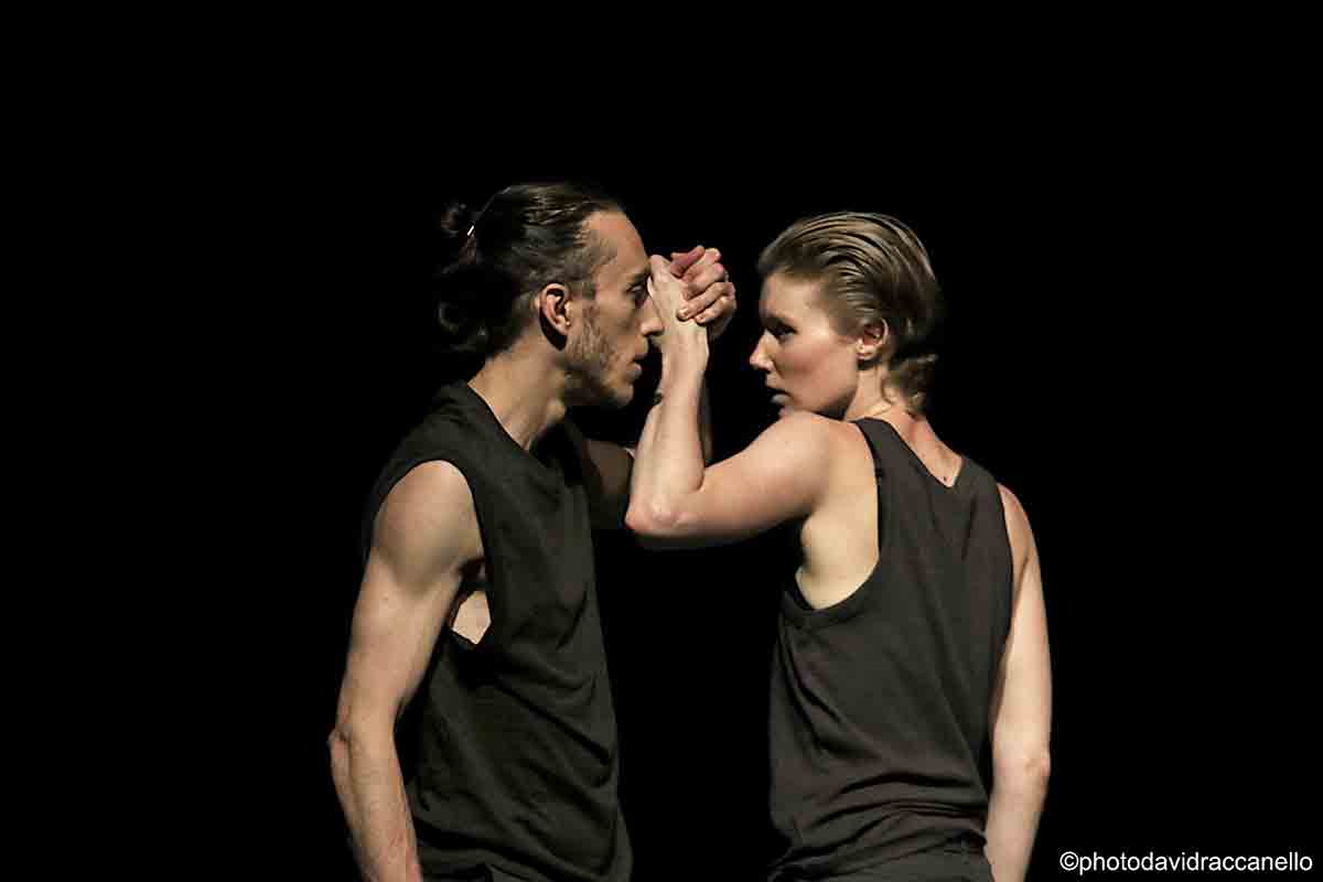 A Danza in Rete Off in scena “Another with you” e “Winter Forest” Another With You - Vidavè Crafts (Noemi Dalla Vecchia e Matteo Vignali) - (ph. David Raccanello)