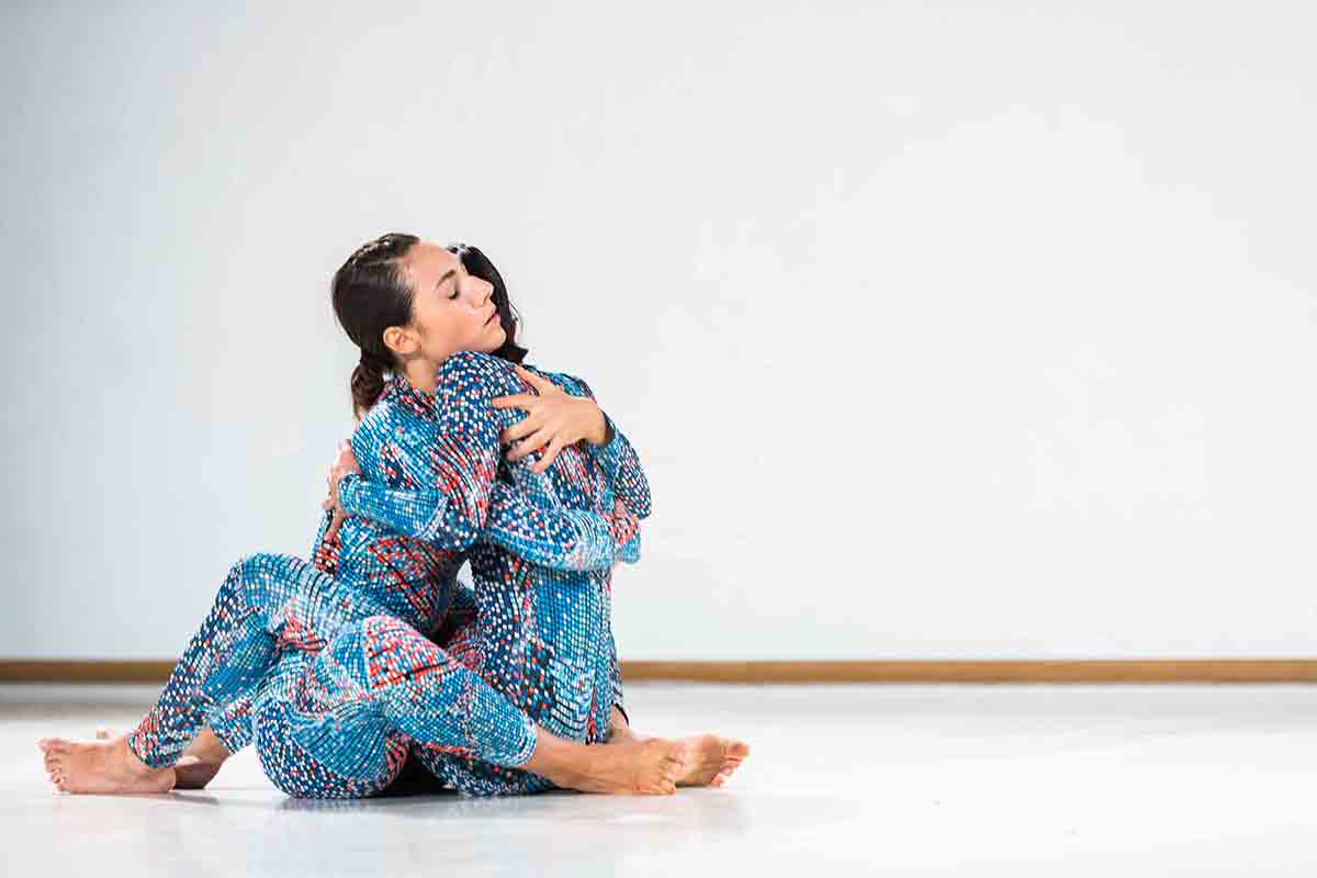 A Danza in Rete sabato 23 aprile in scena i lavori di Bassam Abou Diab, Enrico Paglialunga, Adriano Bolognino, Fabritia D'Intino e Clémentine Vanlerberghe Gli Amanti - Adriano Bolognino