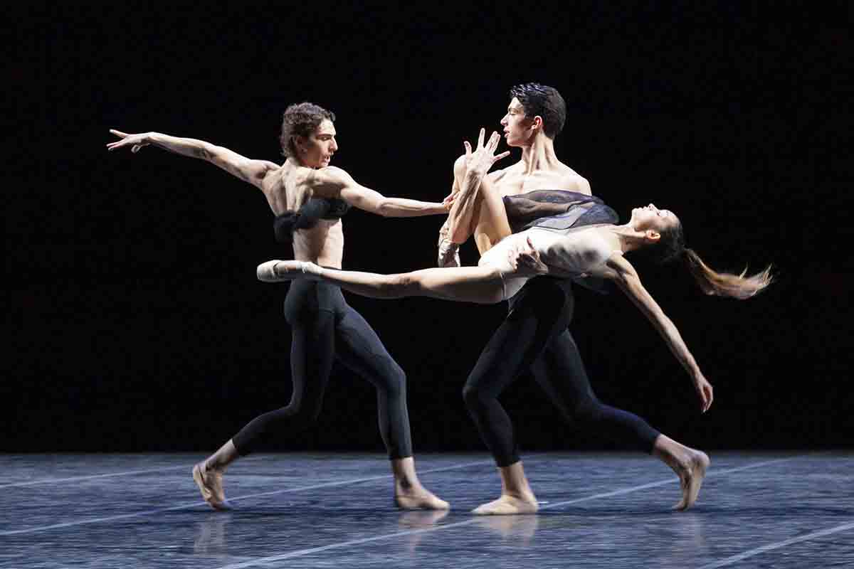 "Danzare insieme alla musica" di Francesca Pedroni © Matteo Levaggi - Largo (Ph. Annachiara Di Stefano)