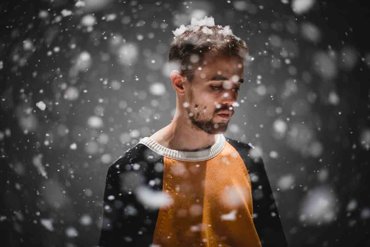 Bolzano Danza 2022: Marco D’Agostin omaggia Stefania Belmondo | Meg Stuart in caduta libera contro il tempo Marco D'Agostin - First Love (Ph. Alice Brazzit)