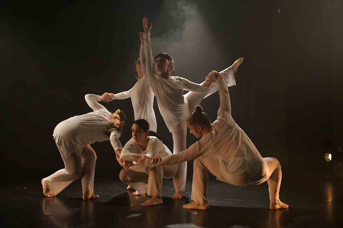 Mandala Dance Company: gli appuntamenti di Dicembre White Integrale 22 - Mandala Dance Company