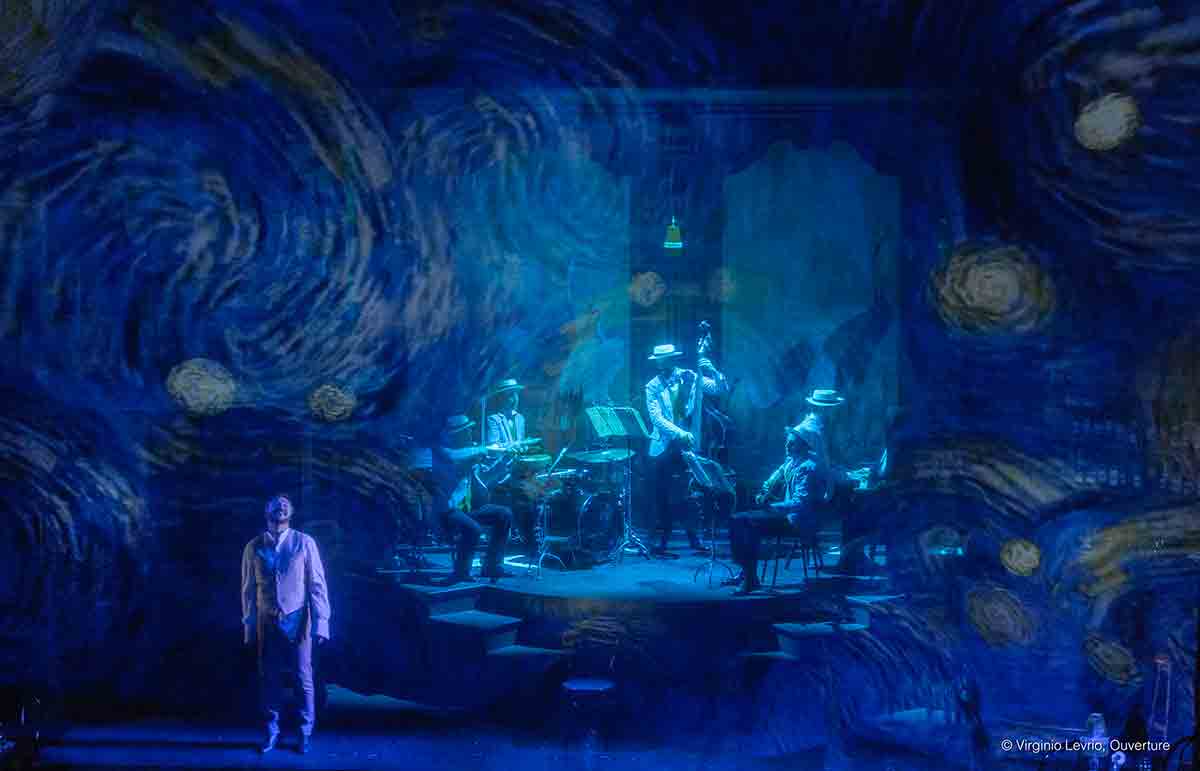 Van Gogh Café, Commedia Musicale: dai creatori di “La Divina Commedia Opera Musical" Van Gogh Café, Commedia Musicale: dai creatori di “La Divina Commedia Opera Musical" (Ph. Virginio Levrio - Ouverture)