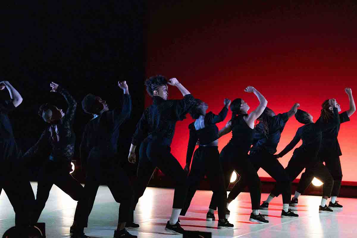 "Queen Blood" di Ousmane Sy per la prima volta in Italia a Danza in Rete Festival Collectif Fair-E - Queen Blood