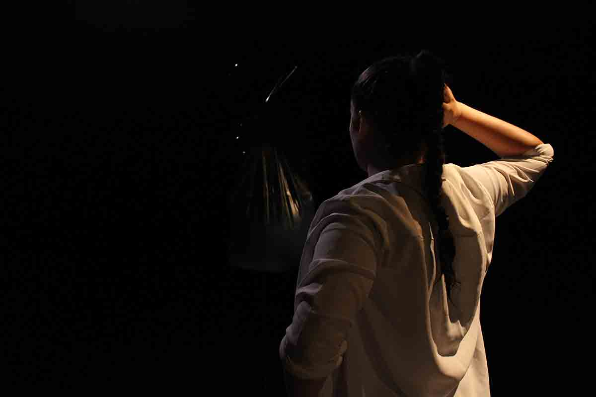 Teatro Linguaggicreativi organizza la sua prima rassegna di danza contemporanea e teatrodanza: “Come una foglia portata dal vento – Festival di Danza” Kýma - Sara Fraschini