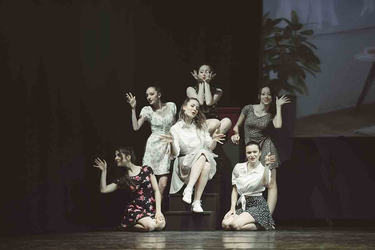 La commedia musicale “Equilibri sopra la follia” in scena a Milano La commedia musicale “Equilibri sopra la follia” in scena a Milano