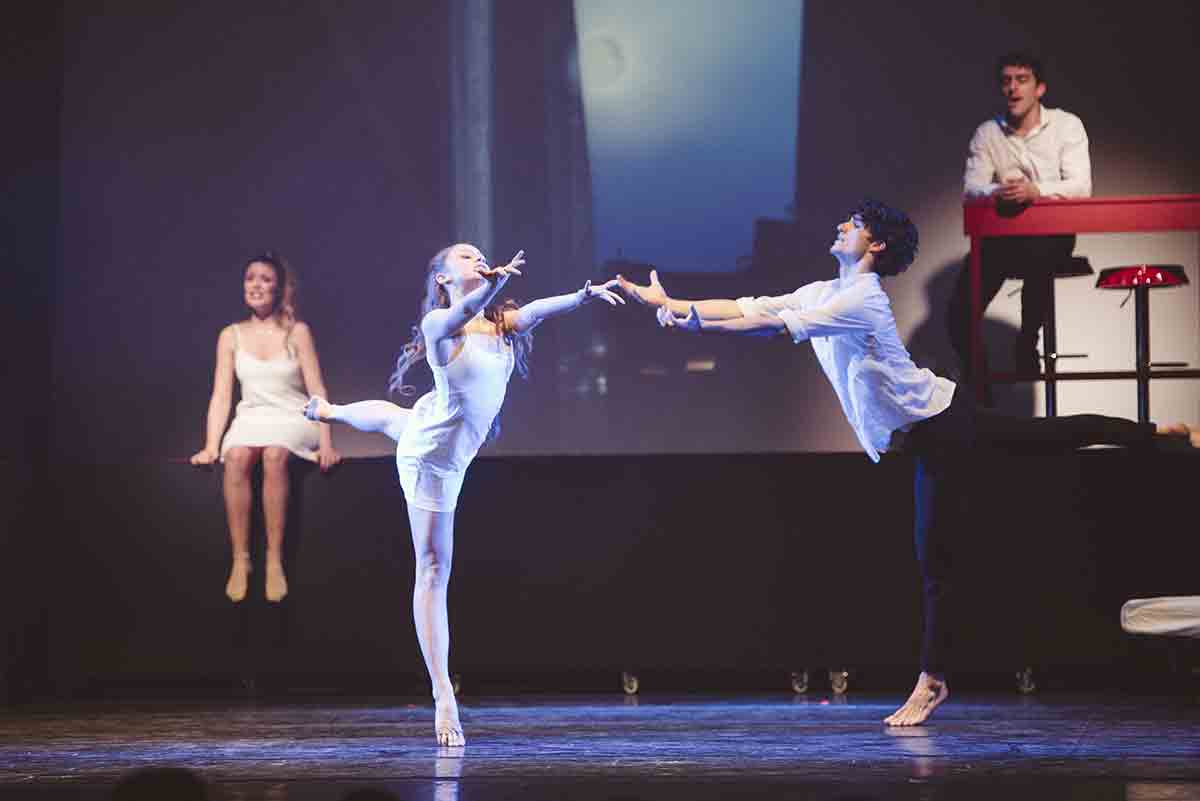 La commedia musicale “Equilibri sopra la follia” in scena a Milano La commedia musicale “Equilibri sopra la follia” in scena a Milano
