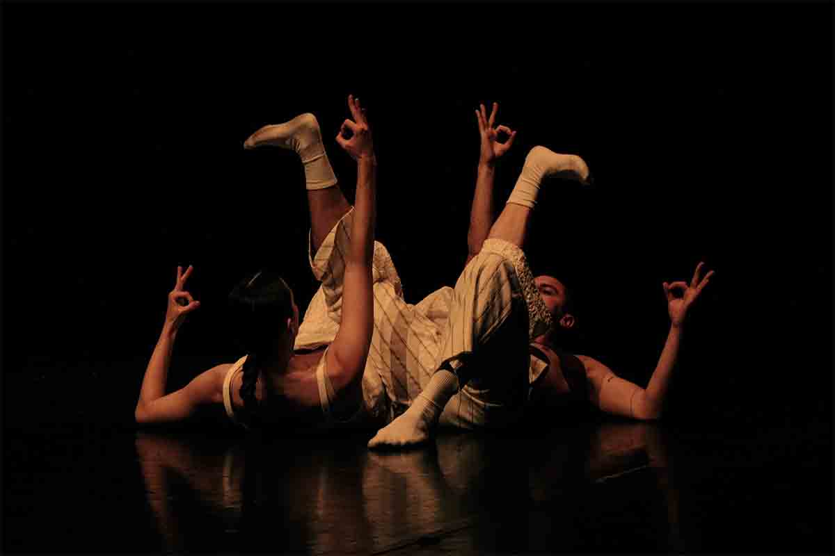Prove d’Autore - Pratiche di Scrittura Coreografica Fiori Assenti - YOY Performing Arts