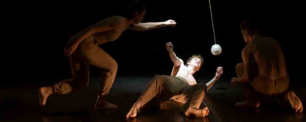 Balancier - Mandala Dance Company (Foto Vanessa D'Orazi) Balancier - Mandala Dance Company (Foto Vanessa D'Orazi)