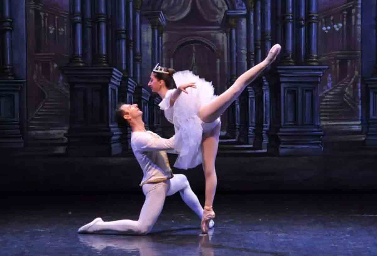 "Serata di Danza" di Melina Serpico "Serata di Danza" di Melina Serpico
