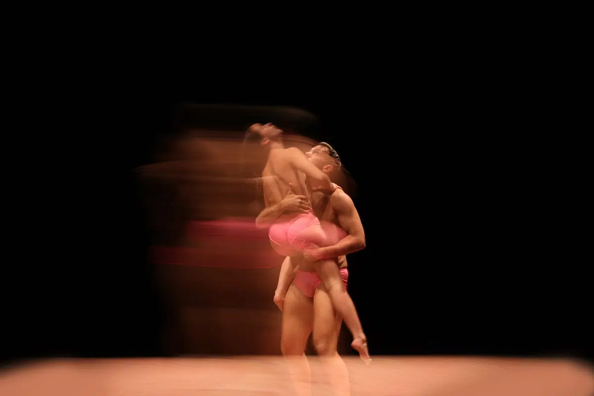 HOW TO _ just another Boléro - La performance di EM+ al Festival Danza Sassari Danza Emanuele Rosa e Maria Focaraccio - How to_Just another Bolero - Danza in Rete Festival 2023 (Ph. Roberto De Biasio)