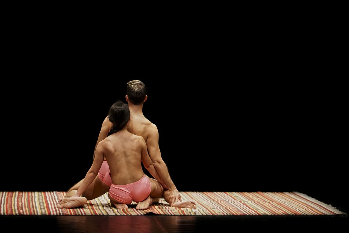 HOW TO _ just another Boléro - La performance di EM+ al Festival Danza Sassari Danza Rosa Focaraccio - How to_Just another Bolero (Ph. Alice Mattiolo)