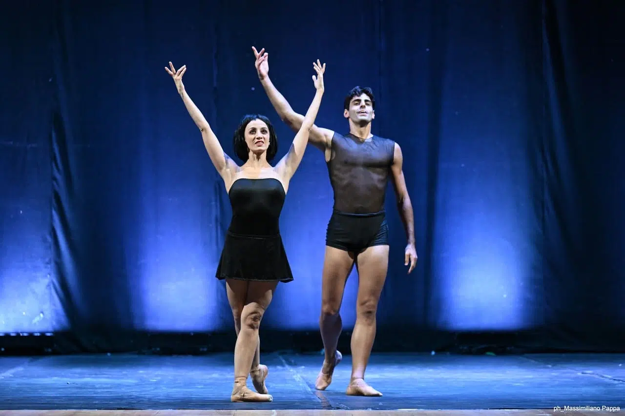 Danzare per la Vita - Gala di Beneficenza a Benevento Antonella Albano e Gioacchino Starace - Metamorfosi