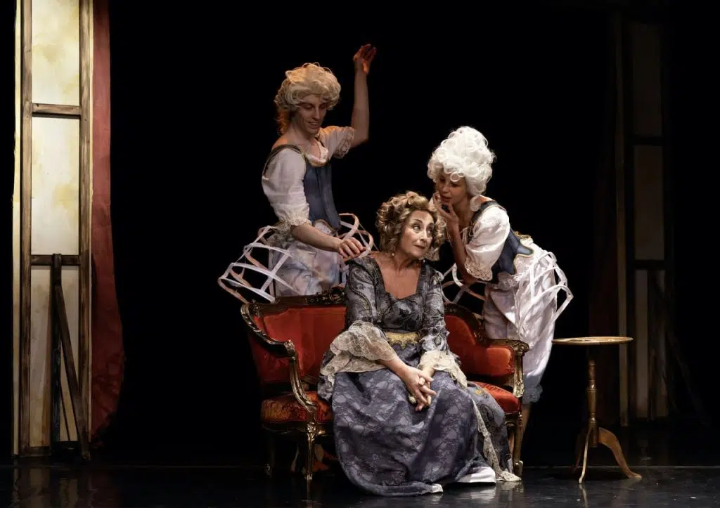 La Doppia Vita di Èmilie La Doppia Vita di Èmilie (foto Emma Terenzio)