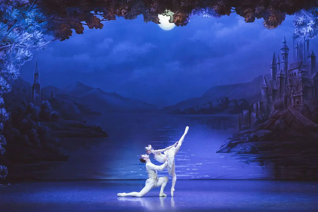 Il Lago dei Cigni di TAM Ballet: debutto assoluto della nuova Compagnia di Danza Il Lago dei Cigni di TAM Ballet