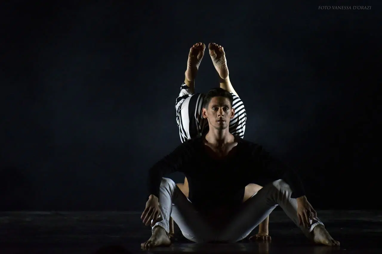 Al via la stagione 2025 di Mandala Dance Company con una tournée in Sicilia, Lazio e Sardegna Insieme (Foto Vanessa D'orazi)