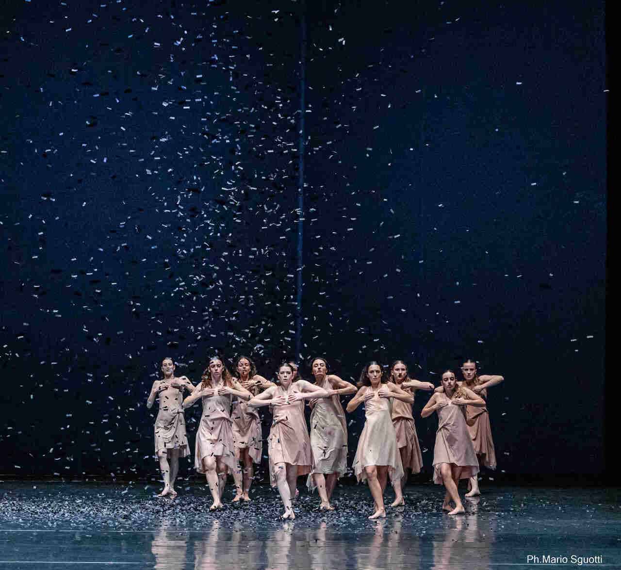 La Duse - Nessuna Opera: coreografia di Adriano Bolognino, a Danza in Rete Festival La Duse - Adriano Bolognino - COB Compagnia Opus Ballet