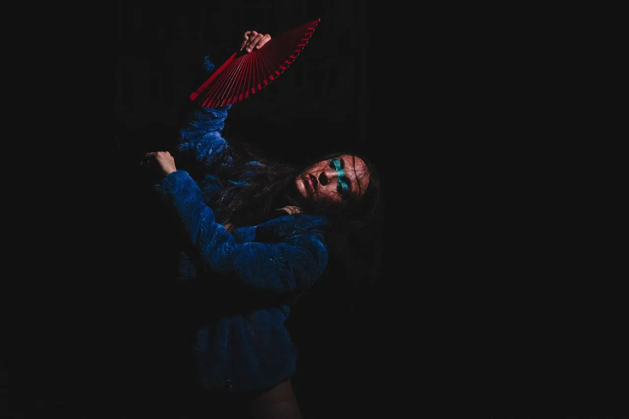 Falena di Collettivo NEO: quarto appuntamento Stagione Danza Teatro Linguaggicreativi Falena di Collettivo NEO: quarto appuntamento Stagione Danza Teatro Linguaggicreativi