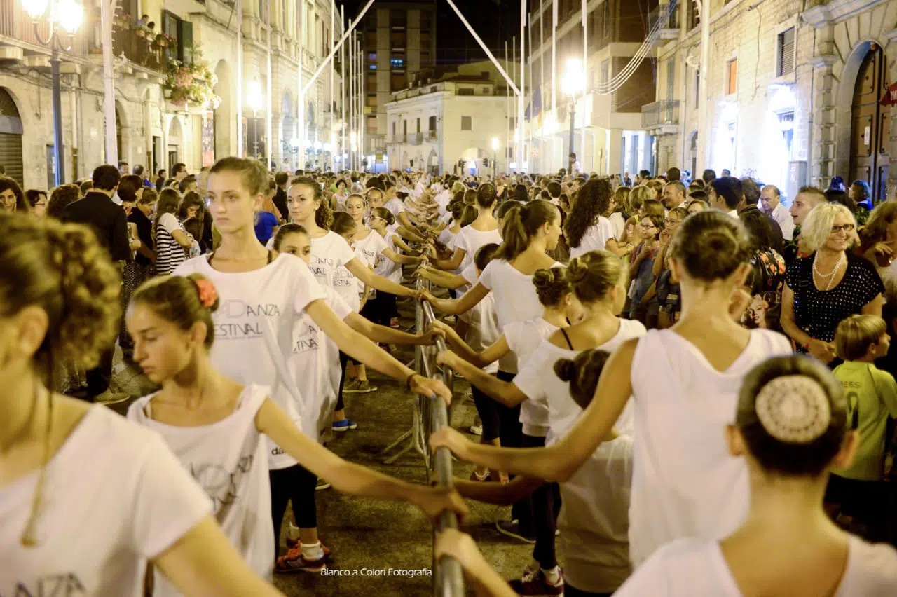 La decima edizione dell’Apulia Danza Festival è pronta Apulia Danza Festival 2025 - Movimenti in corso (© Roberto Corvasce)