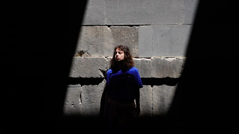 Le Alleanze dei Corpi 2025: Seconda settimana della Rassegna di Danza Segni propri, laboratorio di Diana Anselmo e Giuseppe Comuniello sul linguaggio del corpo e della relazione