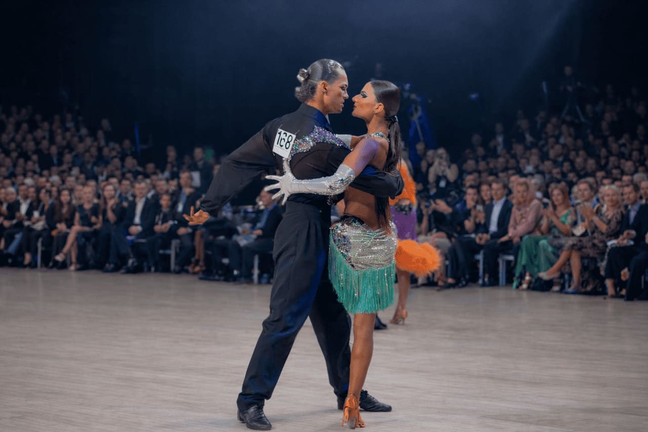 Danza Creazioni con Danzainfiera per promuovere la danza latinoamericana in Italia Gli abiti di Danza Creazioni