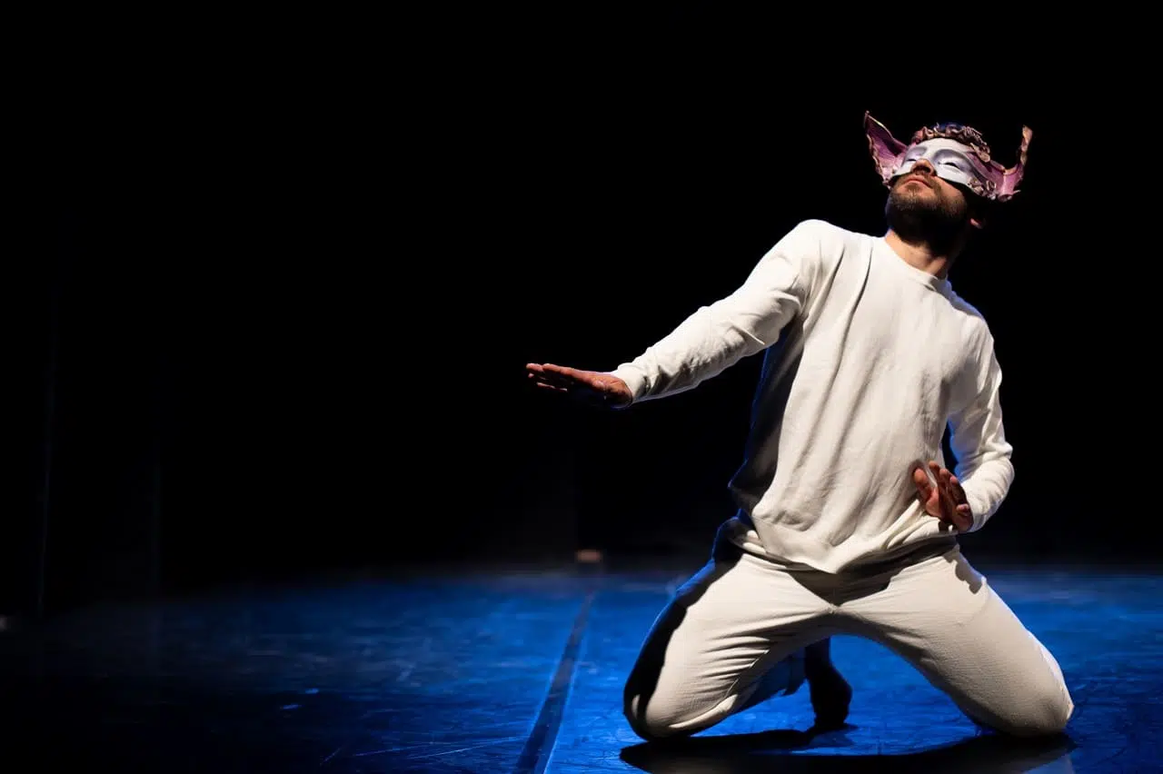 L’Oltre: danza, digitale e memoria nei luoghi della cultura in Campania Performance Echi dal Vallo Il respiro del suolo di Borderlinedanza e Monaci Digitali